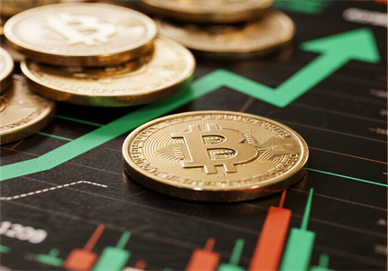 根据脸型选黄金吊坠！圆脸、方脸、尖脸搭配技巧